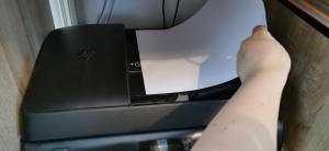 Printer copier more convenient for right-handed people
